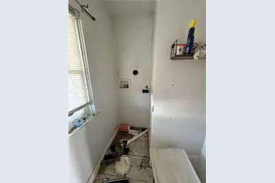 1116 Saint Clair St, Derry Township, PA 15650 - Photo 9