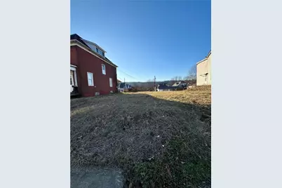 1211 Leishman Ave, New Kensington, PA 15068 - Photo 3