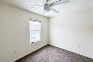 1021 Livorno Dr, Collier Township, PA 15071 - Photo 21