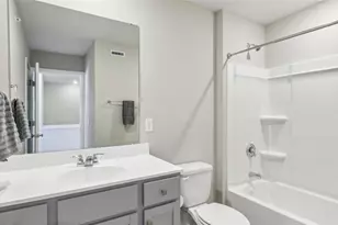 695 Olivia St, Collier Township, PA 15205 - Photo 9