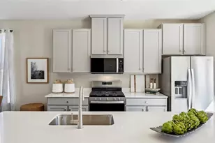 695 Olivia St, Collier Township, PA 15205 - Photo 19