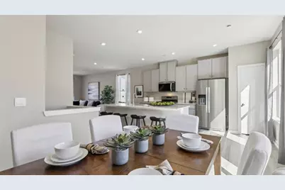 695 Olivia St, Collier Township, PA 15205 - Photo 13