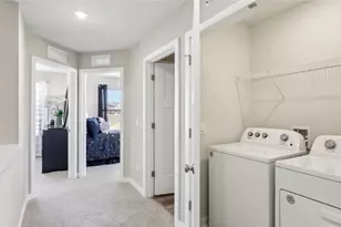 695 Olivia St, Collier Township, PA 15205 - Photo 17