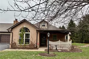 105 Cambridge Ct, Springdale Township, PA 15049 - Photo 1