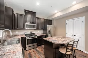 227 Thornapple Ln, Cranberry Township, PA 16066 - Photo 9