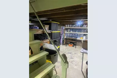 322 N Washington St, Evans City, PA 16033 - Photo 13