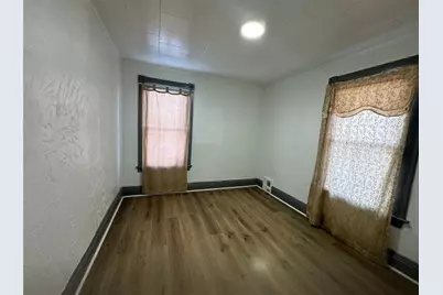 519 Wilson Ave, Clairton, PA 15025 - Photo 9