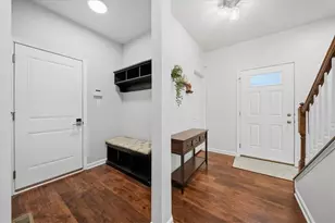 286 Buckingham Dr, Ohio Township, PA 15237 - Photo 3