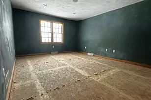 14 Sassafras Ln, Unity Township, PA 15601 - Photo 13