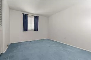 8470 Coventry Dr, Pittsburgh, PA 15101 - Photo 17