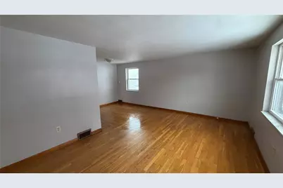 22 Adrian Ave #2, Pittsburgh, PA 15229 - Photo 5