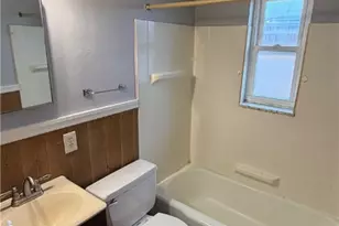 22 Adrian Ave, Pittsburgh, PA 15229 - Photo 9