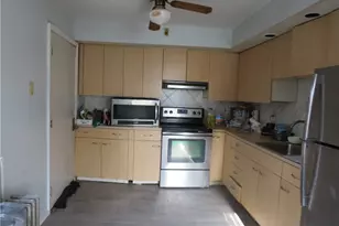 1216 Amanda St, Pittsburgh, PA 15210 - Photo 7