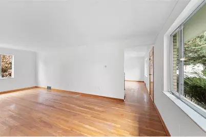 317 N Church St, Mount Pleasant Township, PA 15666 - Photo 15