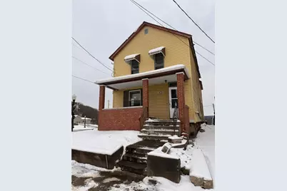 230 13th St, Ellwood City, PA 16117 - Photo 1