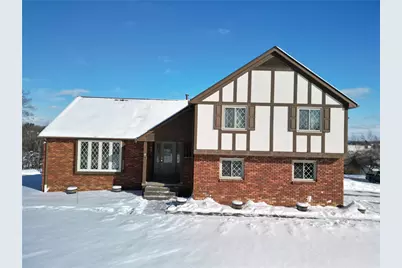 39 Adrian Dr, Hempfield Township, PA 15601 - Photo 1