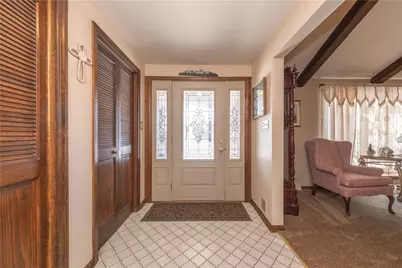 39 Adrian Dr, Hempfield Township, PA 15601 - Photo 5