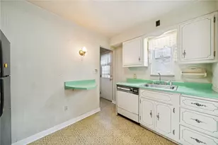 289 Evaline St, Pittsburgh, PA 15235 - Photo 5