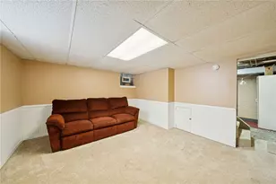 289 Evaline St, Pittsburgh, PA 15235 - Photo 9