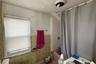 211 Division St, Braddock, PA 15104 - Photo 15