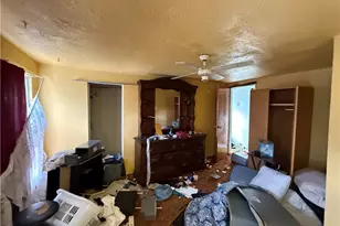 211 Division St, Braddock, PA 15104 - Photo 11