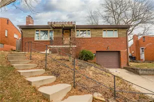 126 Woodhall Dr, Pittsburgh, PA 15236 - Photo 1