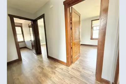 805 Stambaugh Ave, Sharon, PA 16146 - Photo 9