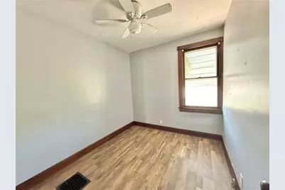 805 Stambaugh Ave, Sharon, PA 16146 - Photo 13