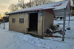 1317 Pitcairn St, Tarentum, PA 15084 - Photo 31