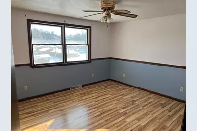 1014 Jefferson Ave, Jeannette, PA 15644 - Photo 7