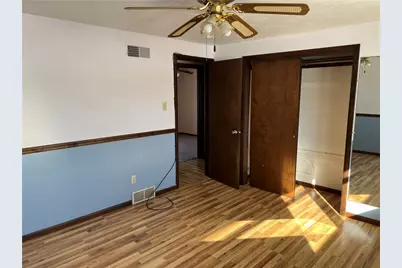 1014 Jefferson Ave, Jeannette, PA 15644 - Photo 9