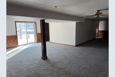 1014 Jefferson Ave, Jeannette, PA 15644 - Photo 17