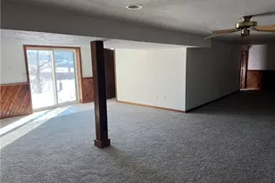 1014 Jefferson Ave, Jeannette, PA 15644 - Photo 17