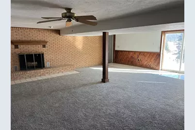 1014 Jefferson Ave, Jeannette, PA 15644 - Photo 15