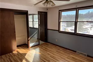 1014 Jefferson Ave, Jeannette, PA 15644 - Photo 9