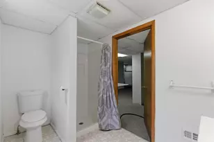 790 Highland Ave, Carnegie, PA 15106 - Photo 33