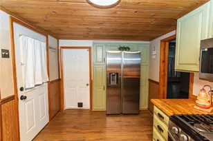 1001 Springfield Pike, Connellsville, PA 15425 - Photo 15