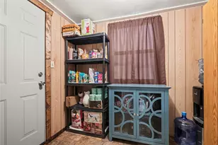 44 Franklin Ave, Ellwood City, PA 16117 - Photo 9