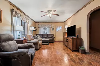 44 Franklin Avenue, Ellwood City, PA 16117 - Photo 5