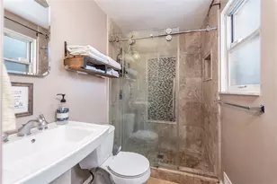 1325 Pesavento Dr, Bridgeville, PA 15017 - Photo 25