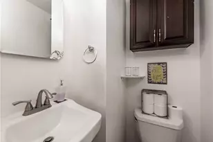 1325 Pesavento Dr, Bridgeville, PA 15017 - Photo 17