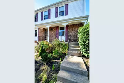 603 Meade Dr, Moon/Crescent Twp, PA 15108 - Photo 5