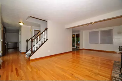 603 Meade Dr, Moon/Crescent Twp, PA 15108 - Photo 9