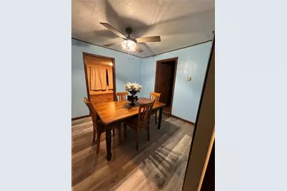 2139 Lincoln Hwy, Jenner Township, PA 15531 - Photo 17