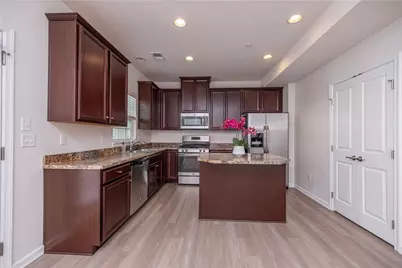 2801 Pointe View Dr, Adams Township, PA 16046 - Photo 13