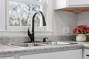 76 Valleyview Dr, Economy, PA 15003 - Photo 11