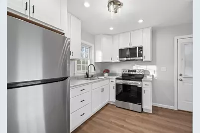 76 Valleyview Dr, Economy, PA 15003 - Photo 9