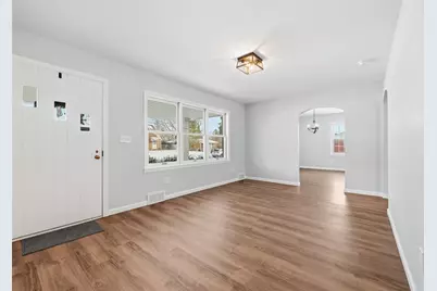 76 Valleyview Dr, Economy, PA 15003 - Photo 5