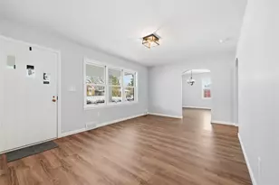 76 Valleyview Dr, Economy, PA 15003 - Photo 5