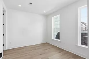 338 Highbridge Ln, Cranberry Township, PA 16066 - Photo 3